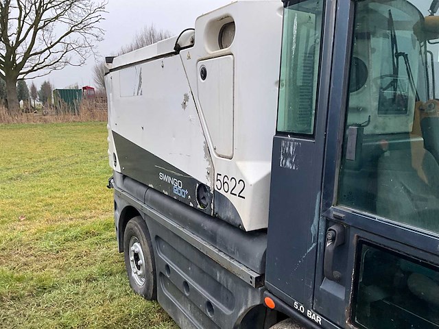 2011 schmidt swingo 200+ straatveegmachine - afbeelding 11 van  25