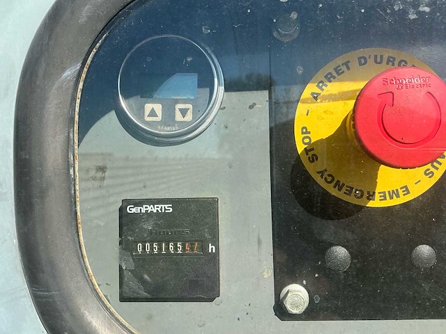 2011 sdmo r165 noodstroomaggregaat - afbeelding 5 van  13