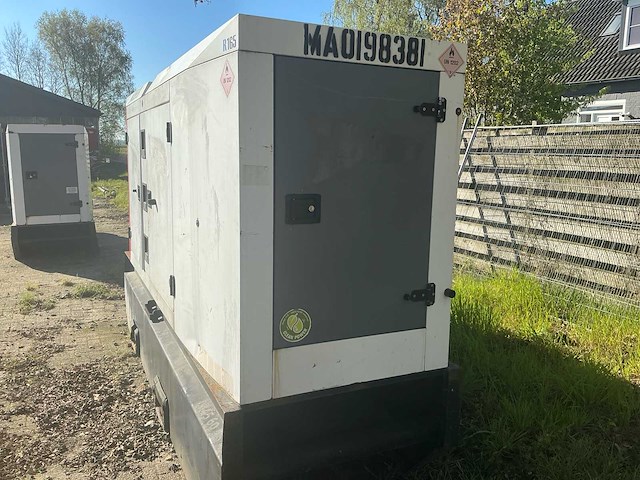 2011 sdmo r165 noodstroomaggregaat - afbeelding 10 van  13