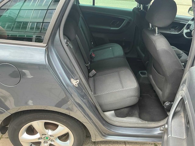 2011 skoda fabia combi 1.2 tdi greenline personenauto - afbeelding 10 van  46