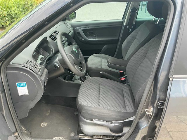 2011 skoda fabia combi 1.2 tdi greenline personenauto - afbeelding 14 van  46