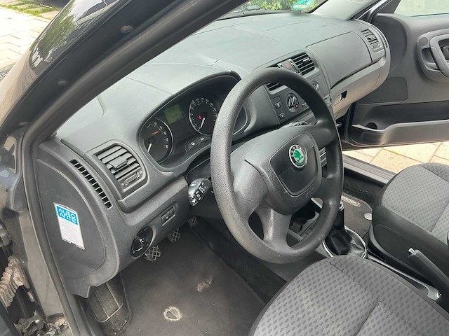 2011 skoda fabia combi 1.2 tdi greenline personenauto - afbeelding 17 van  46