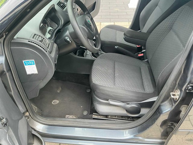 2011 skoda fabia combi 1.2 tdi greenline personenauto - afbeelding 18 van  46