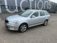 2011 skoda octavia combi 1.2 tsi elegance bns personenauto 92-pkj-8 - afbeelding 1 van  34