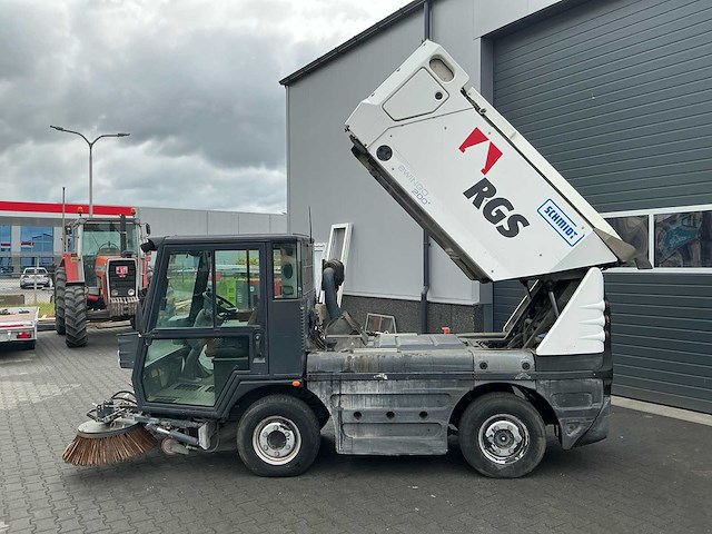 2011 smchmidt swinging 200+ zelfrijdende veegmachine - afbeelding 22 van  25