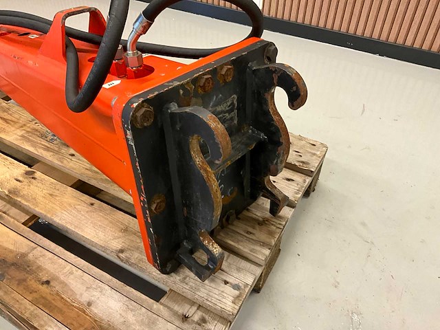 2011 socomec dms260 cw05 hydraulische sloophamer - afbeelding 2 van  11