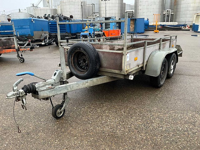2011 solide aanhangwagen - afbeelding 3 van  10
