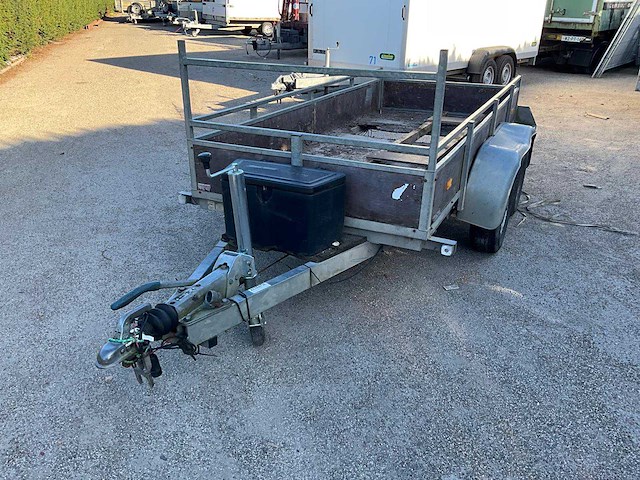 2011 solide aanhangwagen - afbeelding 1 van  4