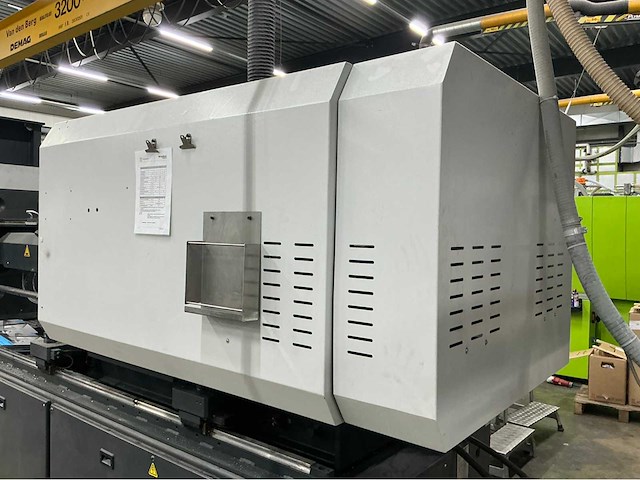 2011 sumitomo demag intelect 280/685-1700 spuitgietmachine met demag dr831-robot - afbeelding 2 van  34