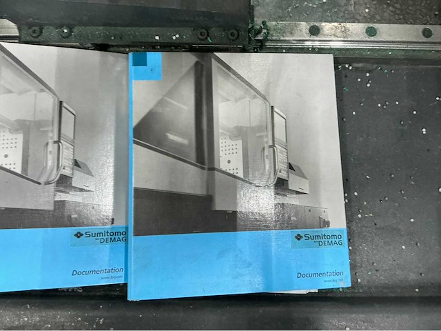 2011 sumitomo demag intelect 280/685-1700 spuitgietmachine met demag dr831-robot - afbeelding 10 van  34