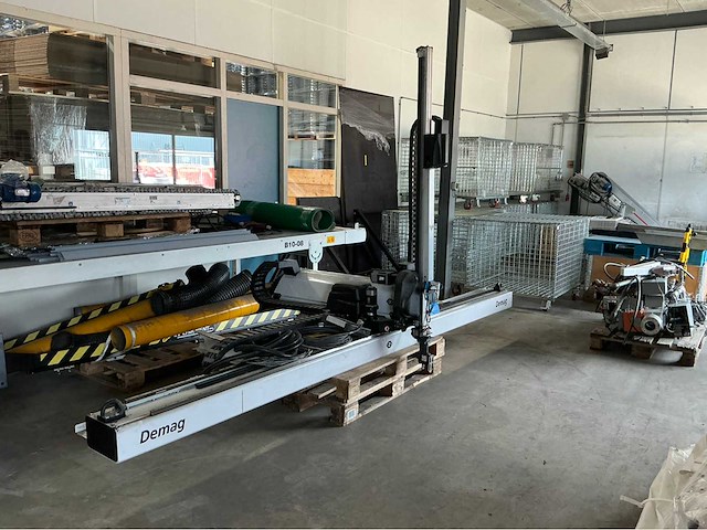 2011 sumitomo demag intelect 280/685-1700 spuitgietmachine met demag dr831-robot - afbeelding 18 van  34