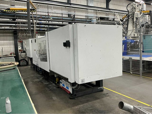 2011 sumitomo demag intelect 280/685-1700 spuitgietmachine met demag dr831-robot - afbeelding 23 van  34