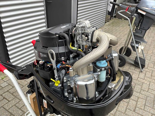 2011 suzuki df25 buitenboordmotor - afbeelding 7 van  8