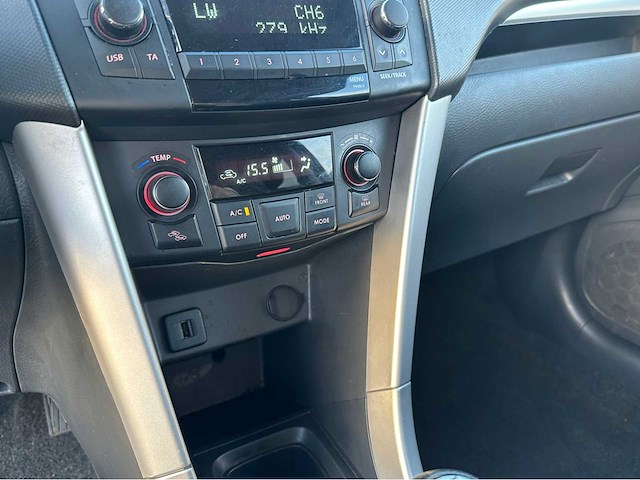 2011 suzuki swift personenauto - afbeelding 18 van  38