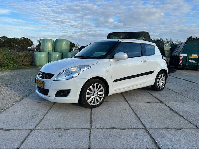 2011 suzuki swift personenauto - afbeelding 1 van  38