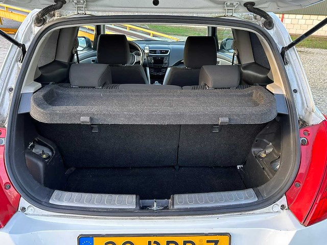2011 suzuki swift personenauto - afbeelding 35 van  38
