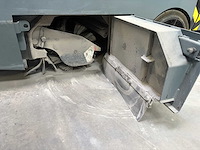 2011 tennant s20 industriële opzit-veeg-/zuigmachine - afbeelding 41 van  55