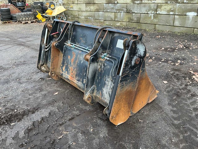 2011 terex skl844 3 in 1 bak 1950mm voorzetapparatuur - afbeelding 7 van  11