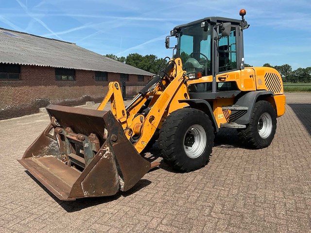 2011 terex tl100 shovel - afbeelding 1 van  30