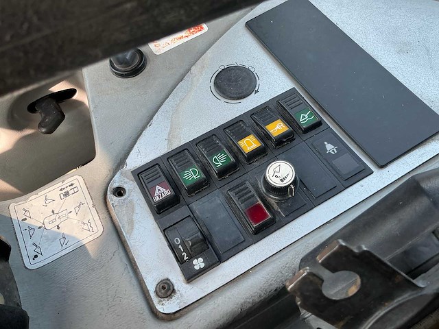 2011 terex tl100 shovel - afbeelding 16 van  30