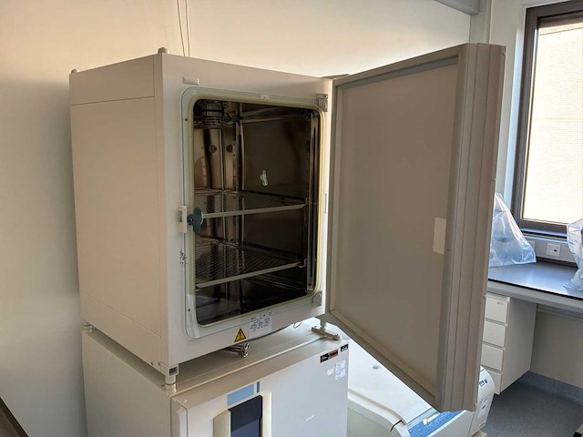2011 thermo scientific heracell 150i gp laboratorium co2-incubator (2x) - afbeelding 3 van  8