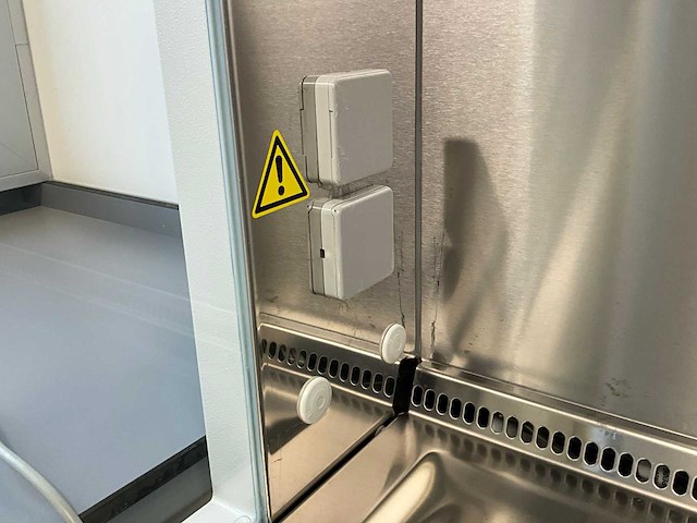 2011 thermo scientific herasafe ks 12 microbiologische veiligheidskast en12469 - afbeelding 6 van  9