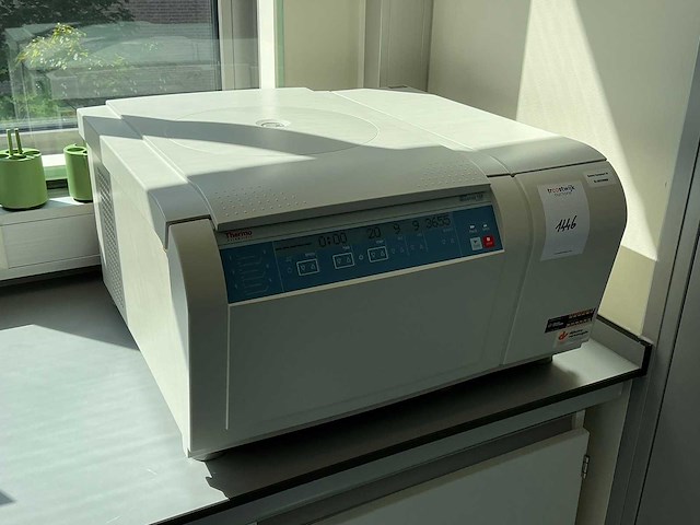 2011 thermowetenschappelijke heraeus megafuge 16r centrifuge - afbeelding 3 van  9