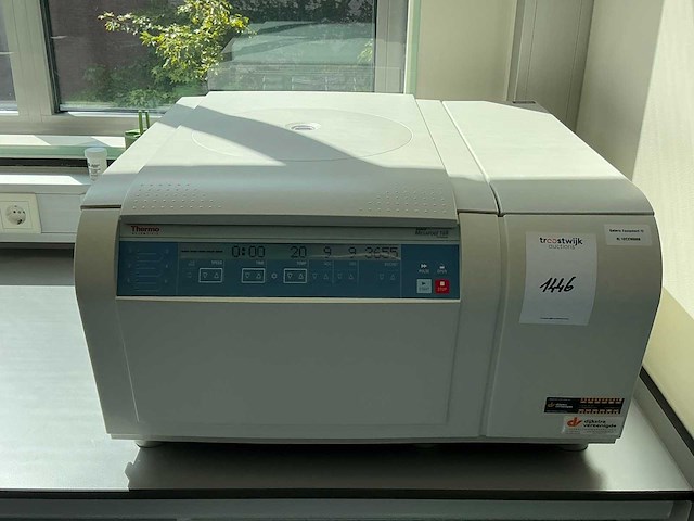 2011 thermowetenschappelijke heraeus megafuge 16r centrifuge - afbeelding 4 van  9