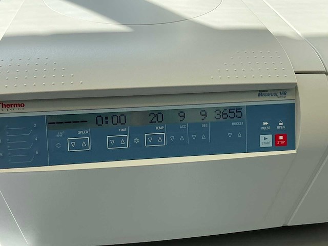2011 thermowetenschappelijke heraeus megafuge 16r centrifuge - afbeelding 5 van  9