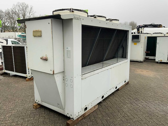 2011 tononforty voyager 302-c std chiller - afbeelding 3 van  9