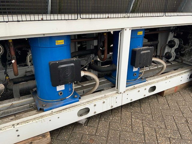 2011 tononforty voyager 302-c std chiller - afbeelding 3 van  4