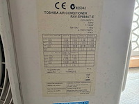 2011 toshiba airconditioning buitenunit en binnenunit - afbeelding 2 van  10