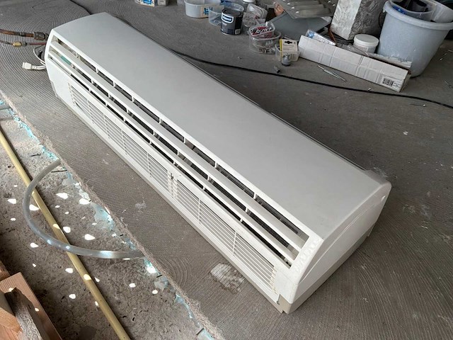 2011 toshiba airconditioning buitenunit en binnenunit - afbeelding 4 van  10