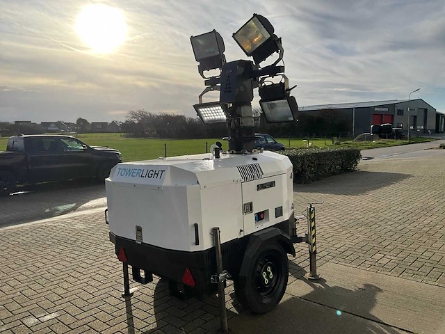 2011 towerlight vb-9 mobiele lichtmast - afbeelding 5 van  11