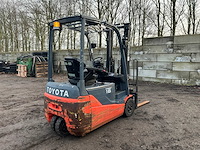 2011 toyota 8fbet16 vorkheftruck - afbeelding 25 van  29