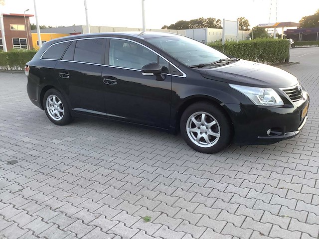 2011 toyota avensis wagon 2.0 d-4d business personenauto - afbeelding 8 van  13
