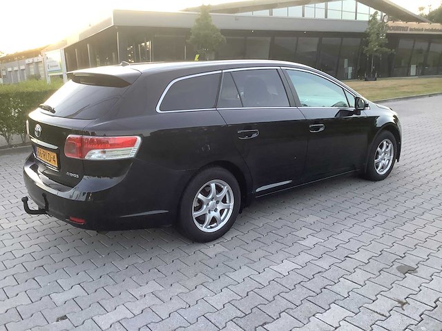2011 toyota avensis wagon 2.0 d-4d business personenauto - afbeelding 9 van  13