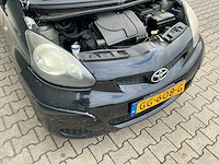 2011 toyota aygo 1.0-12v cool personenauto - afbeelding 8 van  17