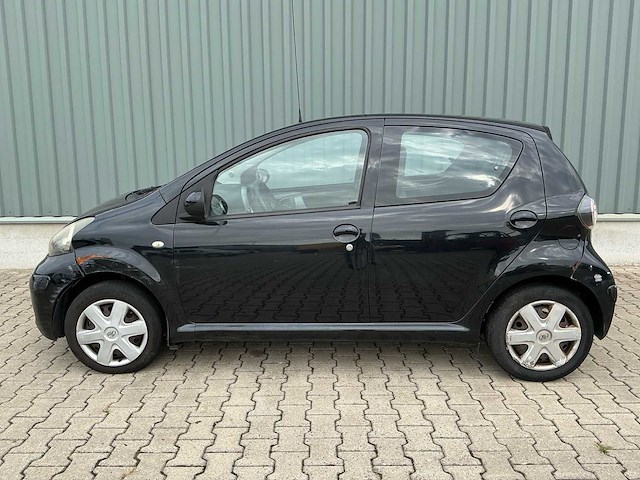 2011 toyota aygo 1.0-12v cool personenauto - afbeelding 11 van  17