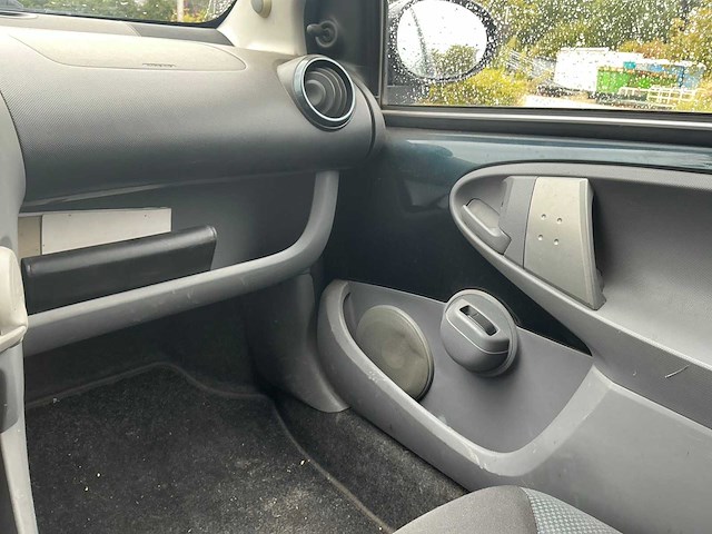 2011 toyota aygo 1.0-12v now airco - afbeelding 4 van  34