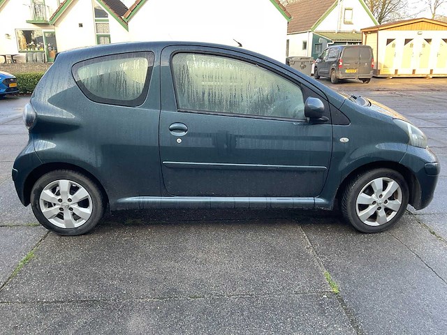 2011 toyota aygo 1.0-12v now airco - afbeelding 33 van  34