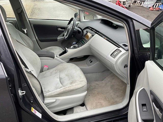 2011 toyota prius 1.6 hybride personenauto 61-pvd-6 - afbeelding 21 van  38