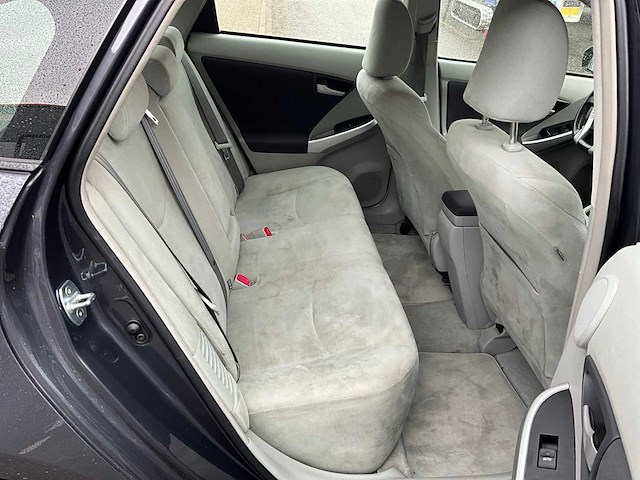 2011 toyota prius 1.6 hybride personenauto 61-pvd-6 - afbeelding 26 van  38