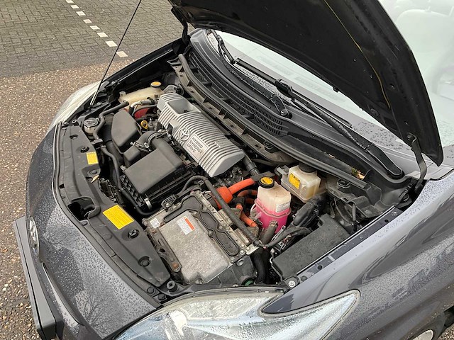2011 toyota prius 1.6 hybride personenauto 61-pvd-6 - afbeelding 30 van  38