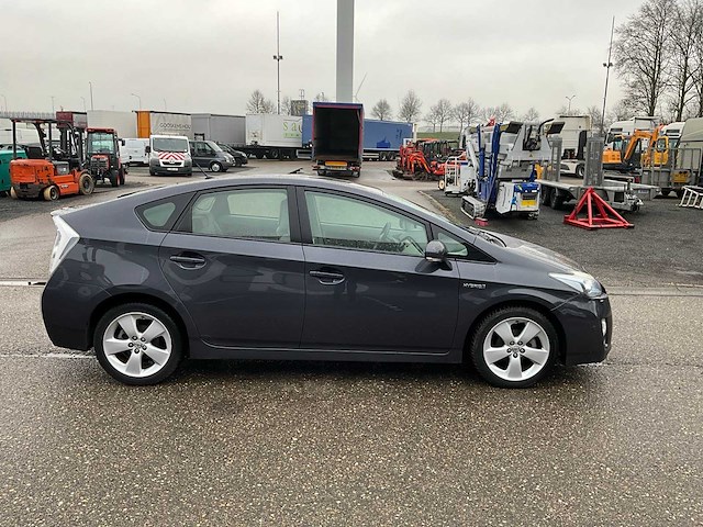 2011 toyota prius 1.6 hybride personenauto 61-pvd-6 - afbeelding 35 van  38