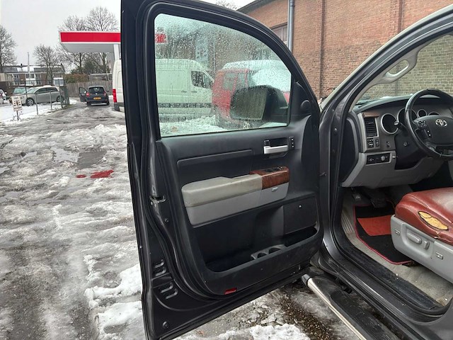 2011 toyota tundra 5.7 v8 crew. plat. personenauto - afbeelding 28 van  49