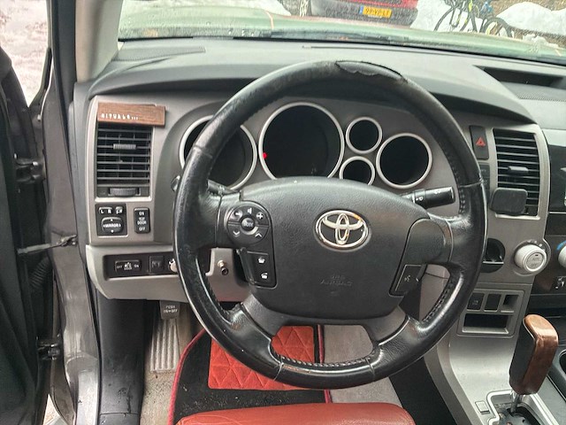 2011 toyota tundra 5.7 v8 crew. plat. personenauto - afbeelding 31 van  49