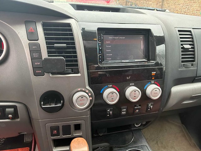 2011 toyota tundra 5.7 v8 crew. plat. personenauto - afbeelding 33 van  49