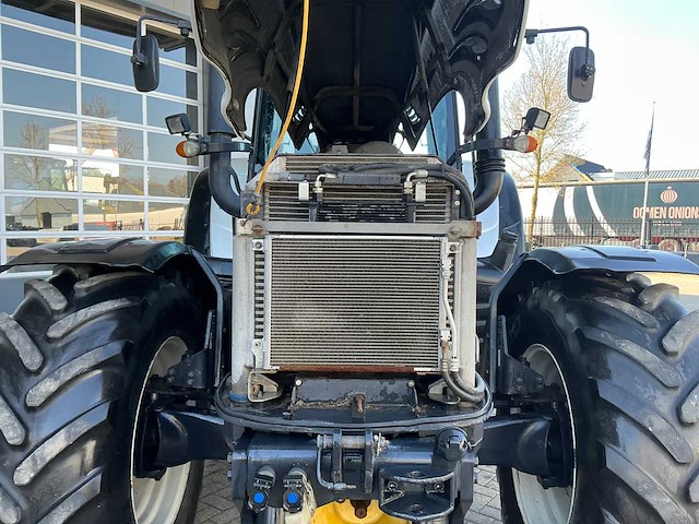 2011 valtra t202 direct vierwielaangedreven landbouwtractor - afbeelding 4 van  33
