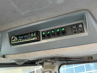 2011 valtra t202 direct vierwielaangedreven landbouwtractor - afbeelding 26 van  33